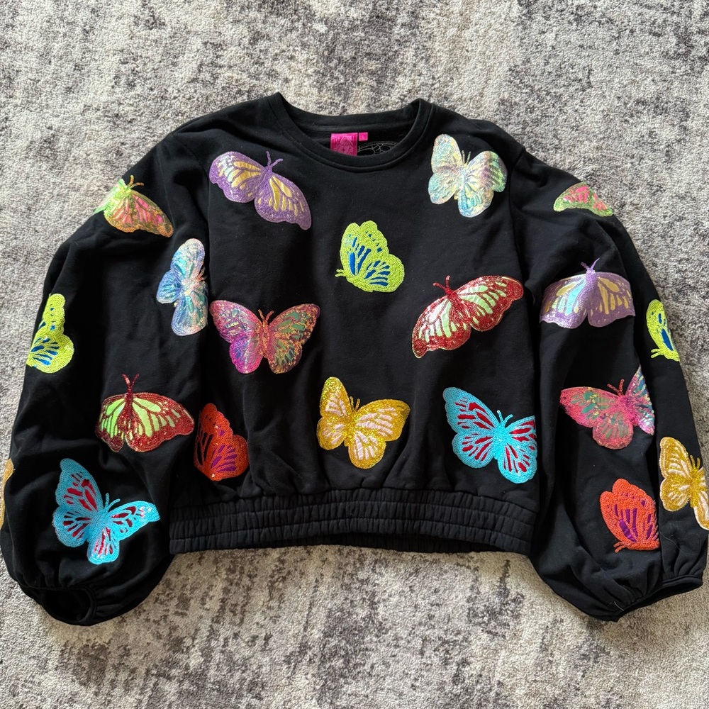 QOS Butterfly Black Sweatshirt